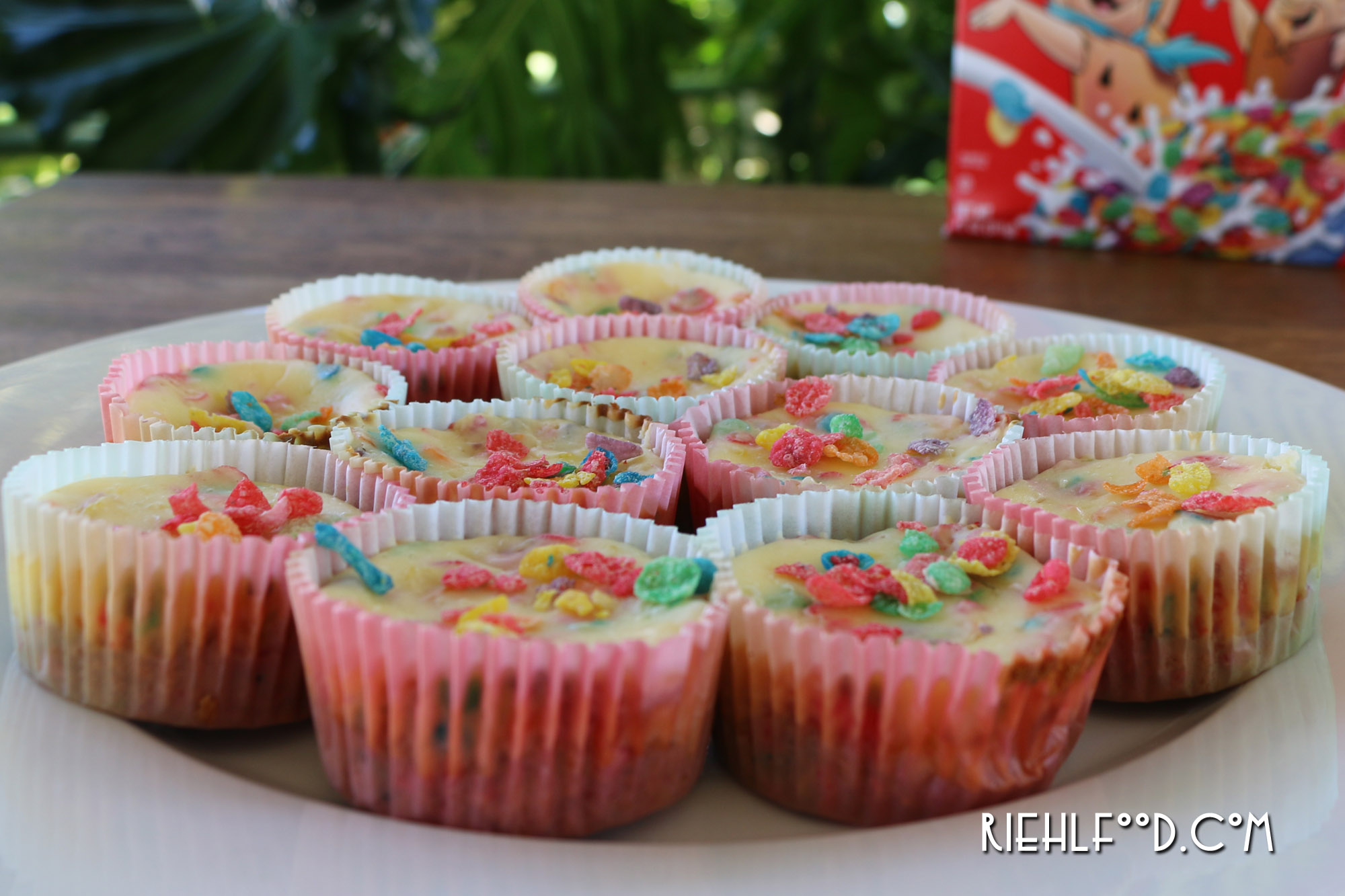 Fruity Pebbles Mini Cheesecake