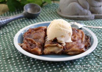 Peach Cobbler Egg Rolls