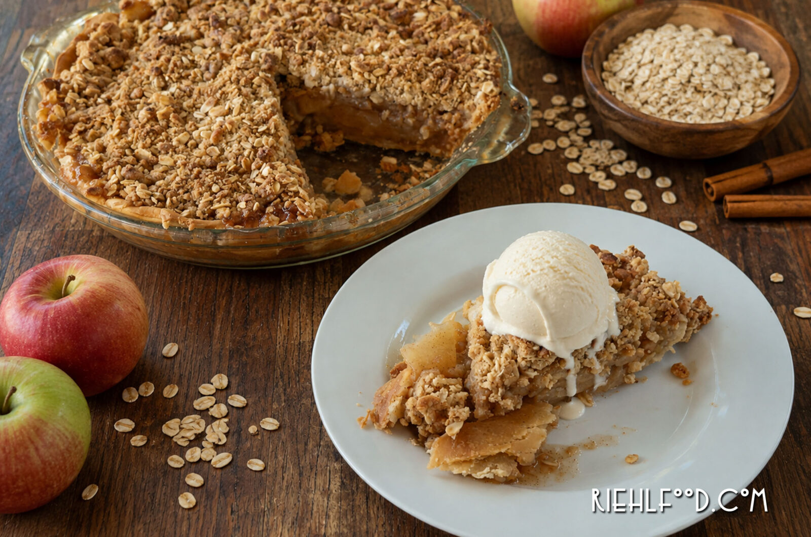 Dutch Apple Pie with Oatmeal Streusel